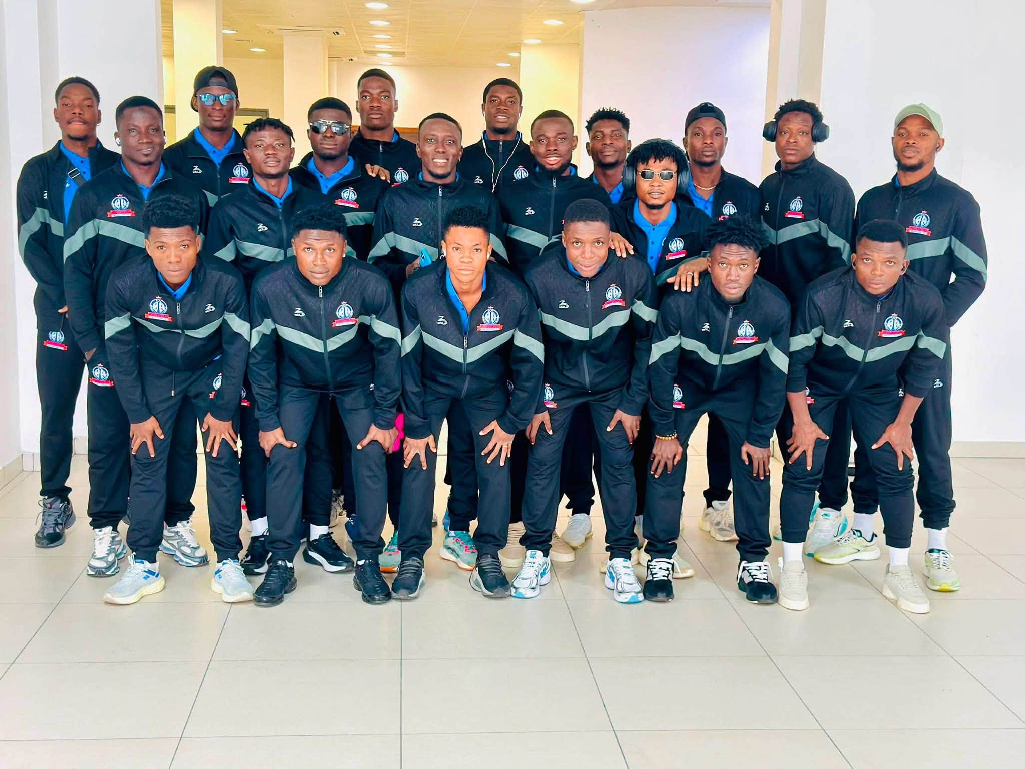 L'équipe d'ASPAC en route pour le match aller des qualifications de la coupe des confédérations